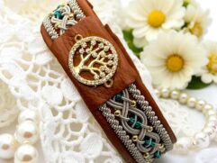 Tinntrådarmbånd med livets tre i gull med gullperler